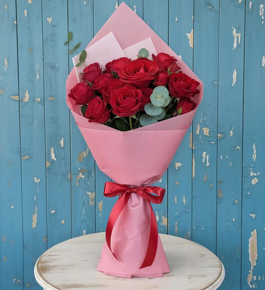 Букет цветов из: Розы в Хоста