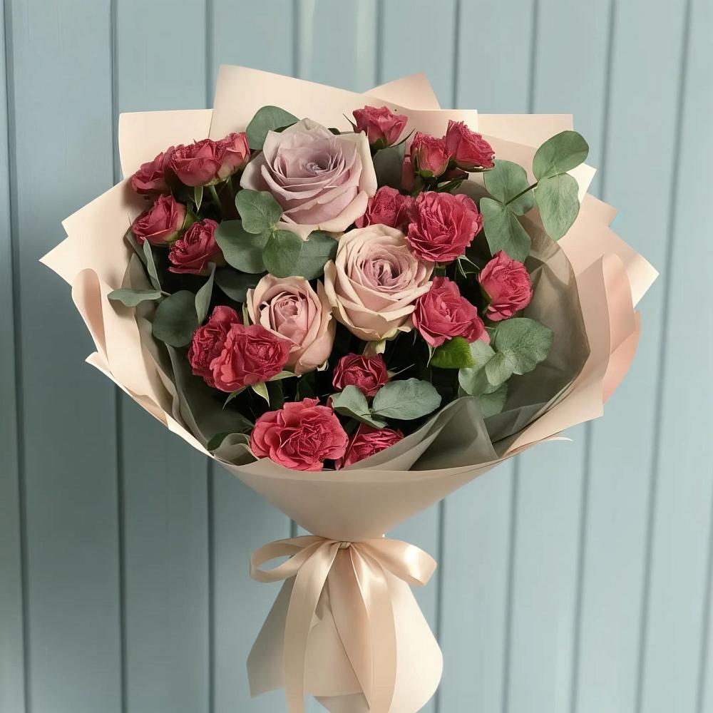 Букет цветов из: Гвоздики и Розы в Хоста