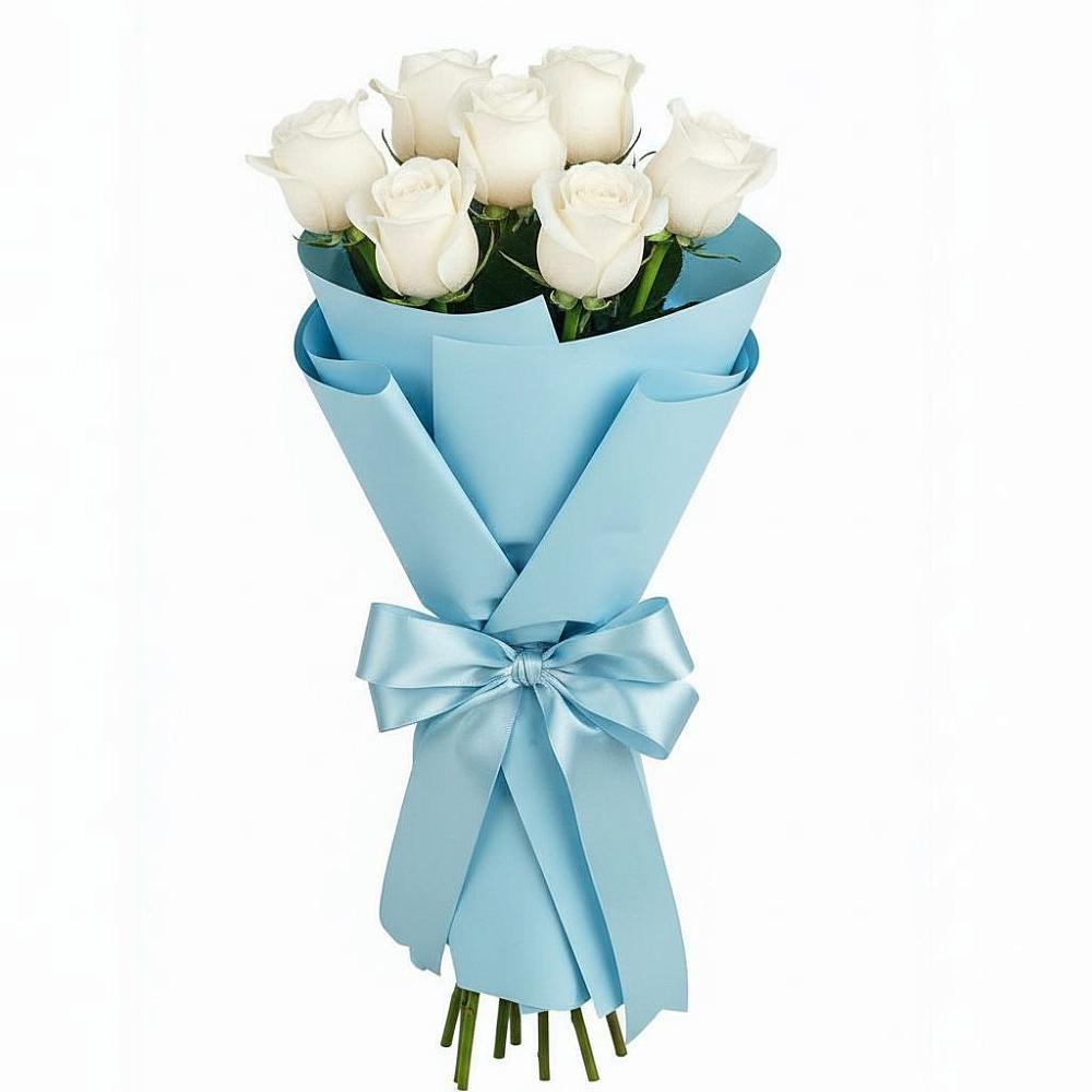 Букет 7 белых роз Проуд в Хоста