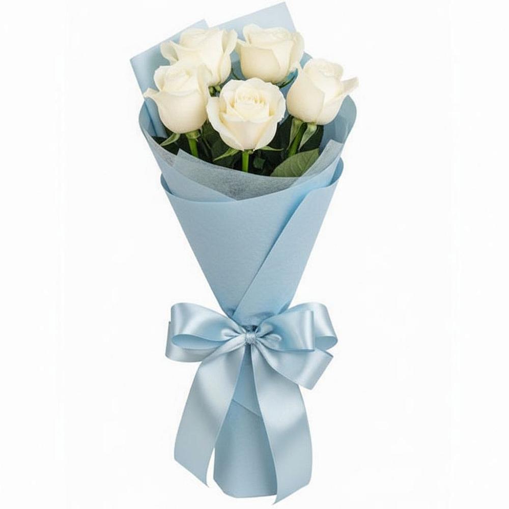 Букет 5 Белых роз Проуд в Хоста