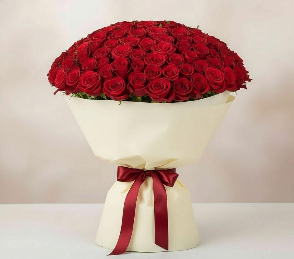 Букет 101 Красная роза Милано в Хоста