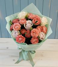 Букет цветов из:  Розы в Хоста