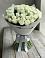 Букет 35 Белых роз в Хоста
