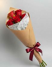 Букет цветов из:  Розы в Хоста