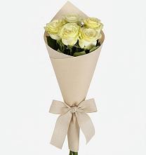 Букет цветов из:  Розы в Хоста