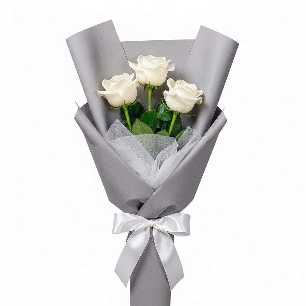 Букет 3 белые розы в Хоста
