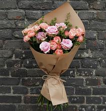 Букет цветов из:  Розы в Хоста