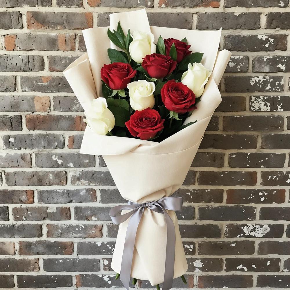 Букет цветов из: Розы в Хоста