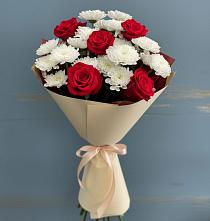 Букет цветов из:  Розы и Хризантемы в Хоста