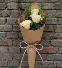 Букет цветов из:  Розы в Хоста