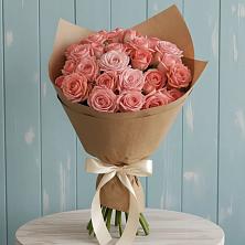 Букет цветов из:  Розы в Хоста