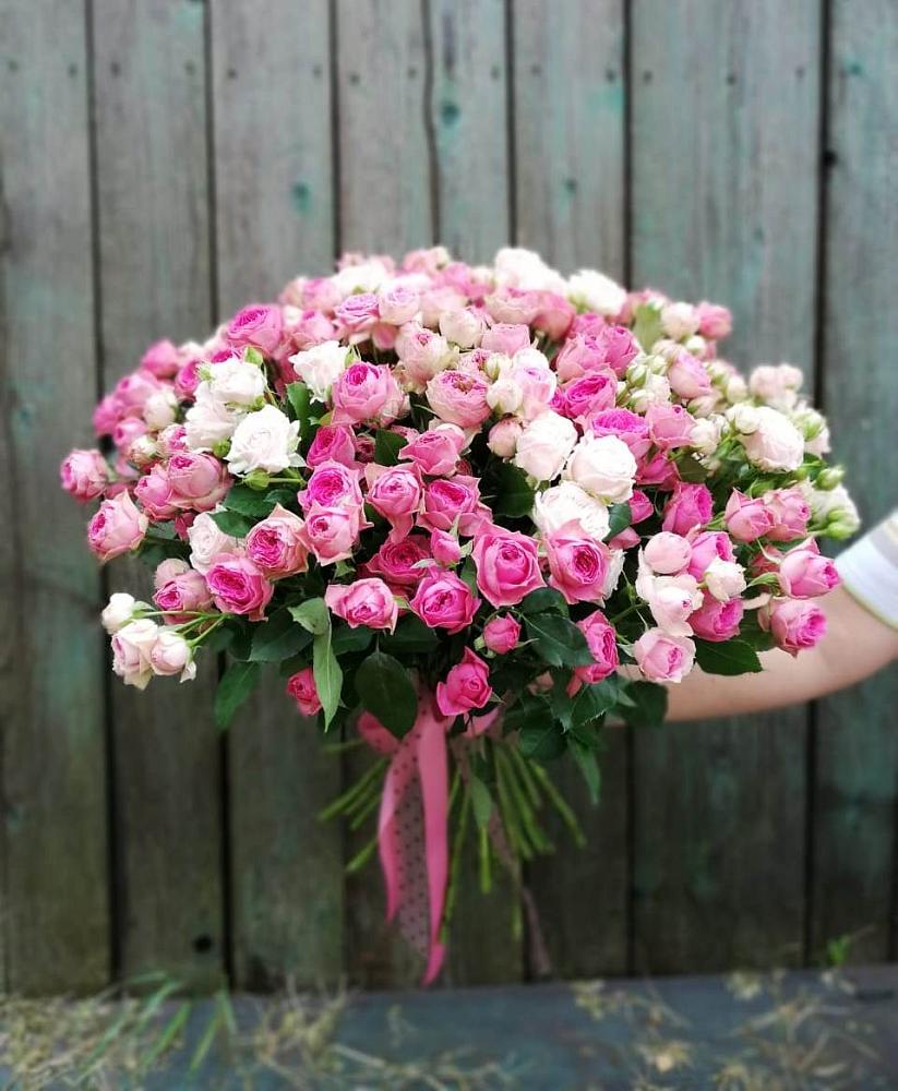 Букет Розовые кустовые розы Натали и Лав Лидия в Хоста