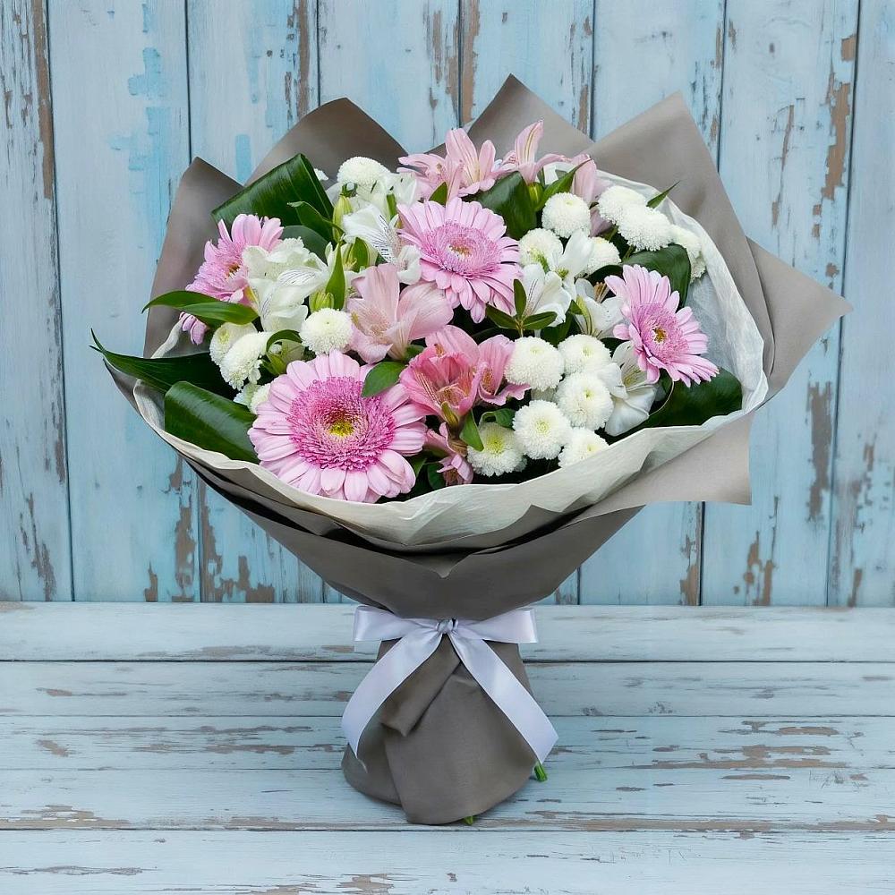 Букет цветов из: Герберы, Альстромерии и Хризантемы в Хоста