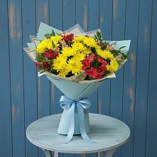 Букет цветов из:  Альстромерии и Хризантемы в Хоста