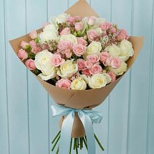 Букет цветов из:  Розы в Хоста