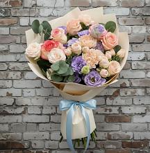 Букет цветов из:  Розы, Лизиантусы и Гвоздики #REPLACE_PRED# Хоста