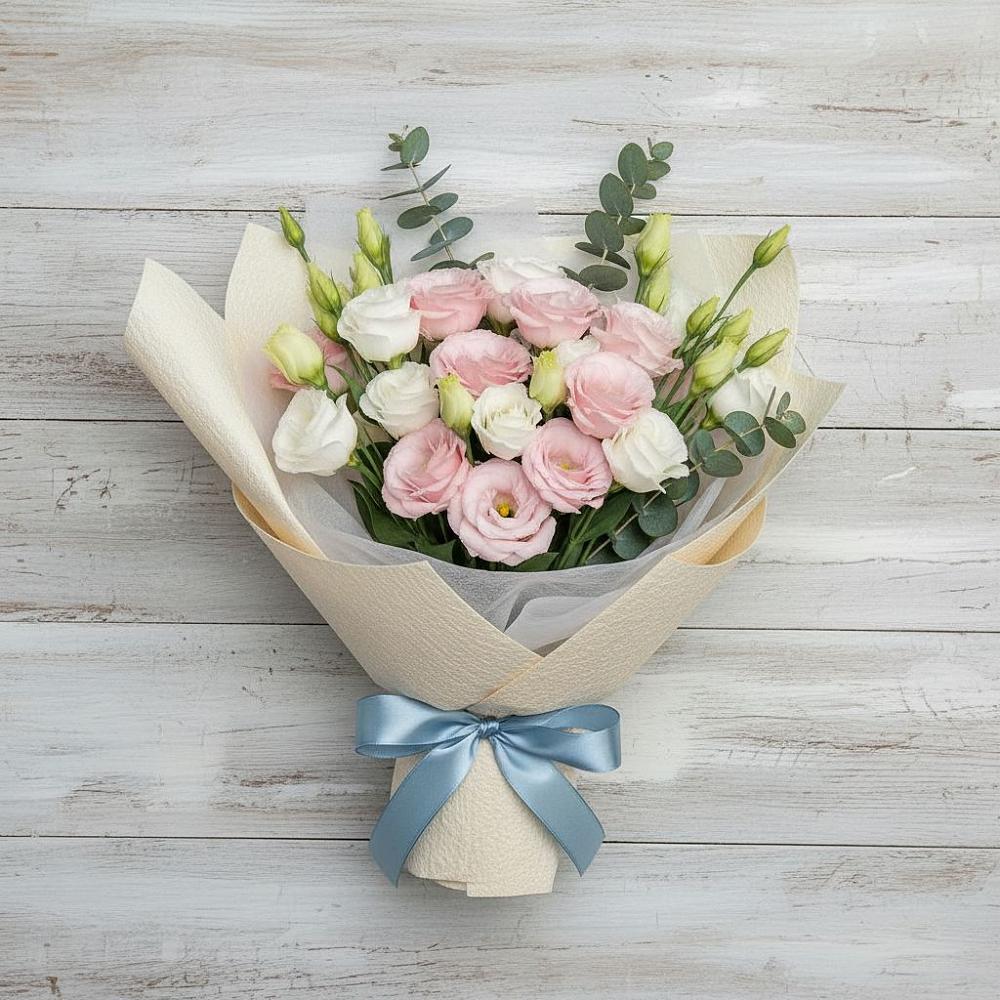 Букет цветов из: Лизиантусы в Хоста